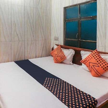Spot On 67728 Ashish Guest House Jaunpur Exterior photo