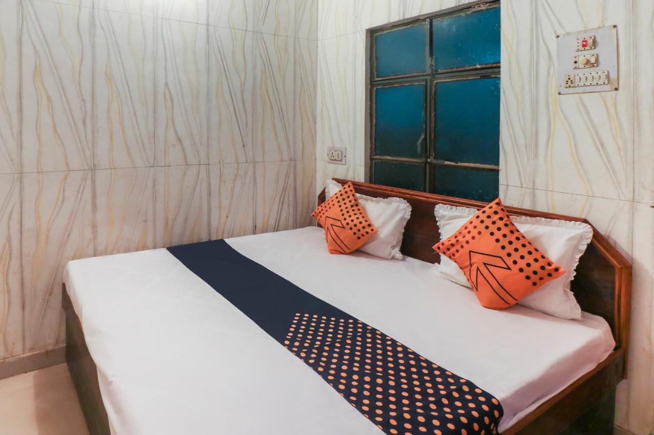 Spot On 67728 Ashish Guest House Jaunpur Exterior photo