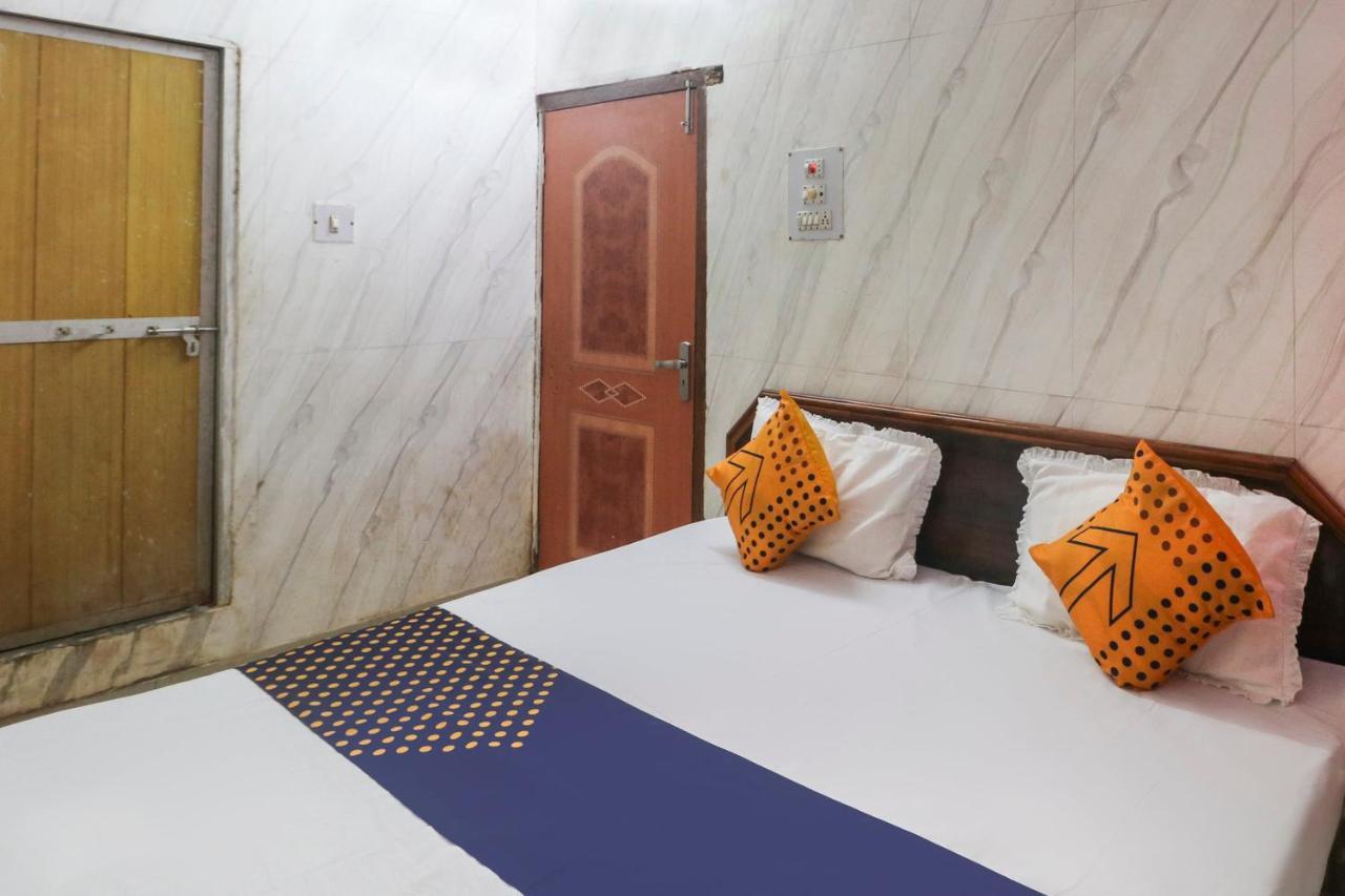 Spot On 67728 Ashish Guest House Jaunpur Exterior photo